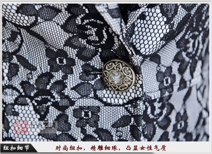 黑色女款一?？勐殬I(yè)工作服定做紐扣細(xì)節(jié)